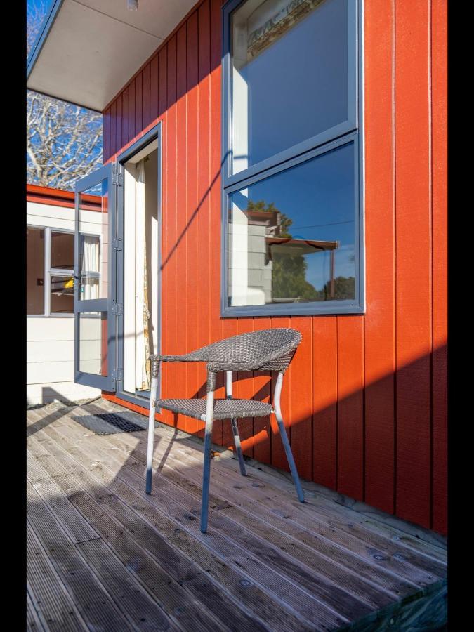 Te Anau Holiday Home - Free Wifi - Free Bikes & Kayaks - Short Walk To Lake & Town - Top Views Eksteriør billede